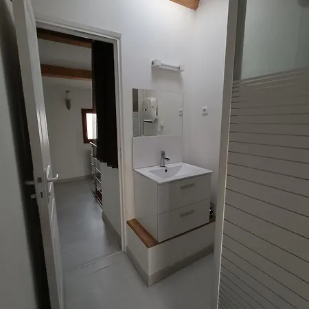 Holiday home Maisonnette Dans Hameau Provencal *
