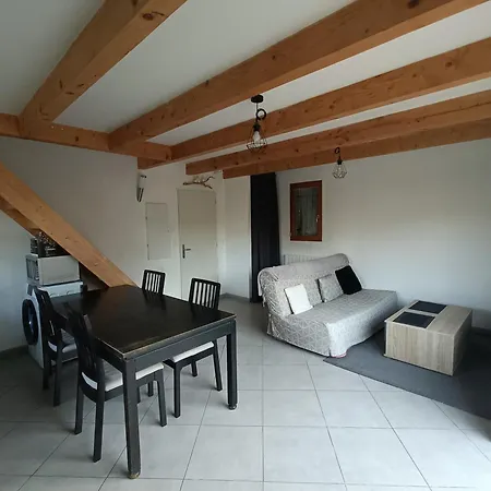 Holiday home Maisonnette Dans Hameau Provencal Cabries